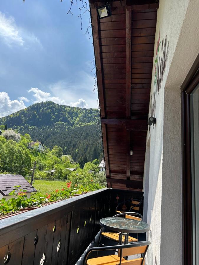 Casa Mia Hotel Moeciu De Sus Buitenkant foto