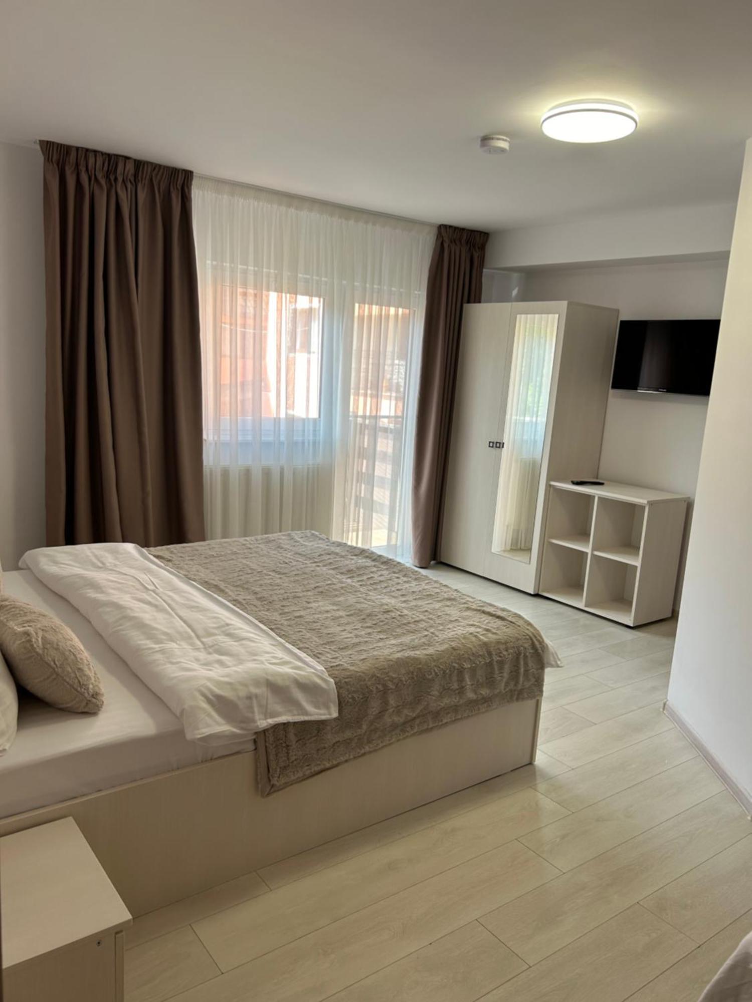 Casa Mia Hotel Moeciu De Sus Buitenkant foto