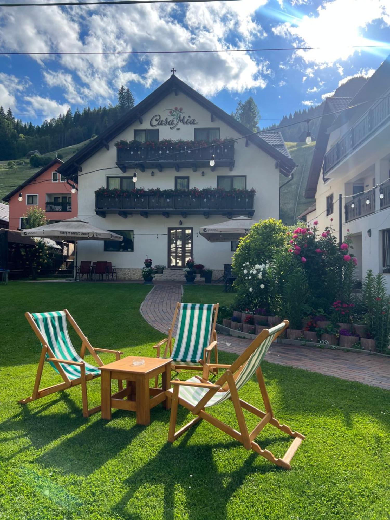 Casa Mia Hotel Moeciu De Sus Buitenkant foto